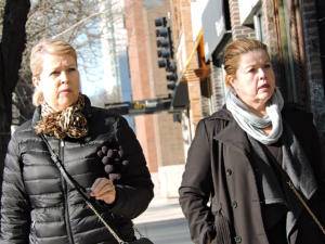 Street Photography WorldwideVivian Meier & Annie Liebowitz Eat Your Heart Out