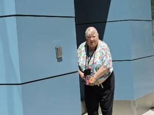 Street Photography WorldwideVivian Meier & Annie Liebowitz Eat Your Heart Out