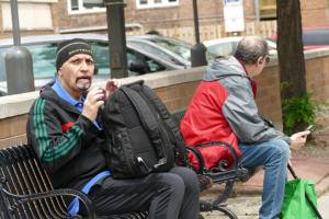 Street Photography WorldwideVivian Meier & Annie Liebowitz Eat Your Heart Out